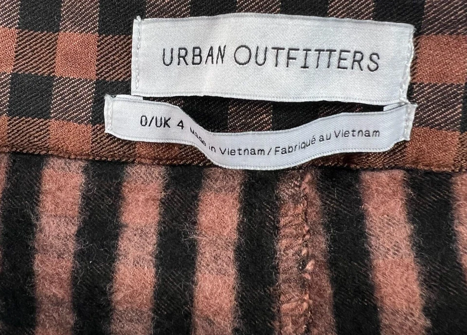 Pantalones de vestir Urban Outfitters para mujer talla 0 marrón negro a cuadros elásticos Foto 3 de 4