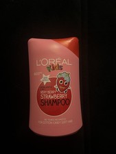 L’Oréal Kids Very Berry Strawberry Shampoo 250ml Pack of 1