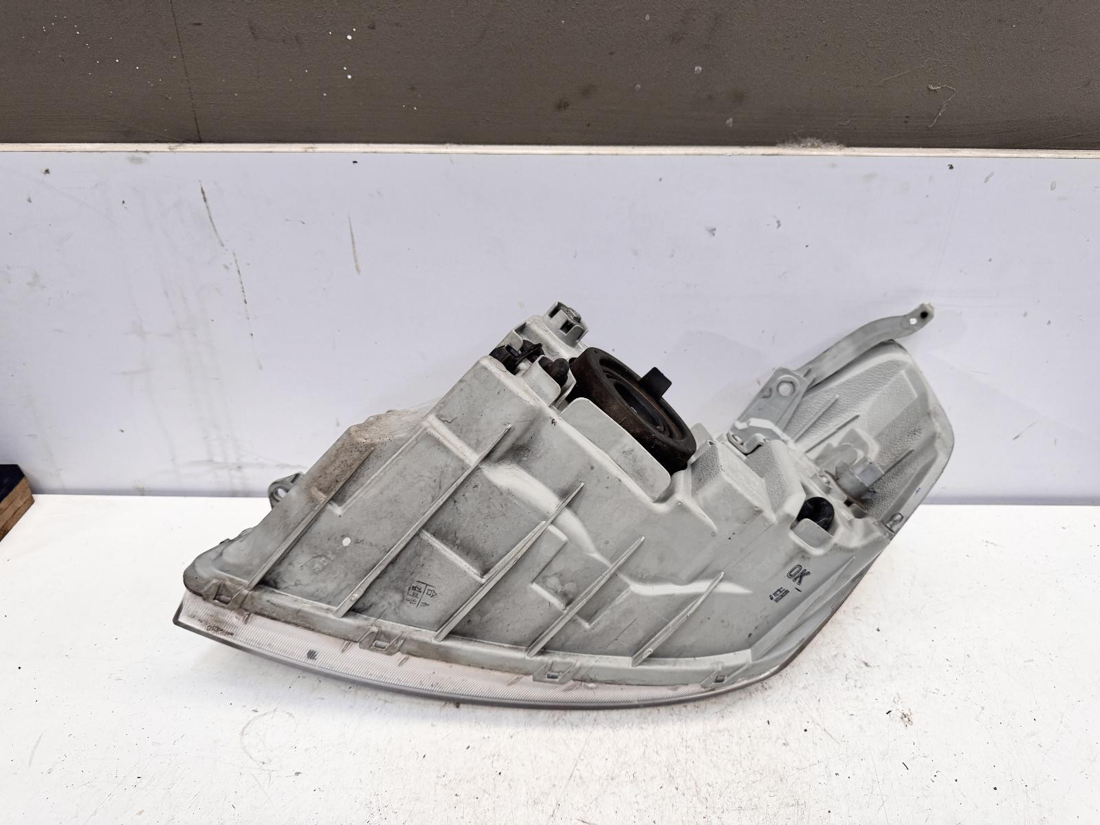 Holden Barina Right Head Light TK 07/2008-12/2012 - thumbnail 4