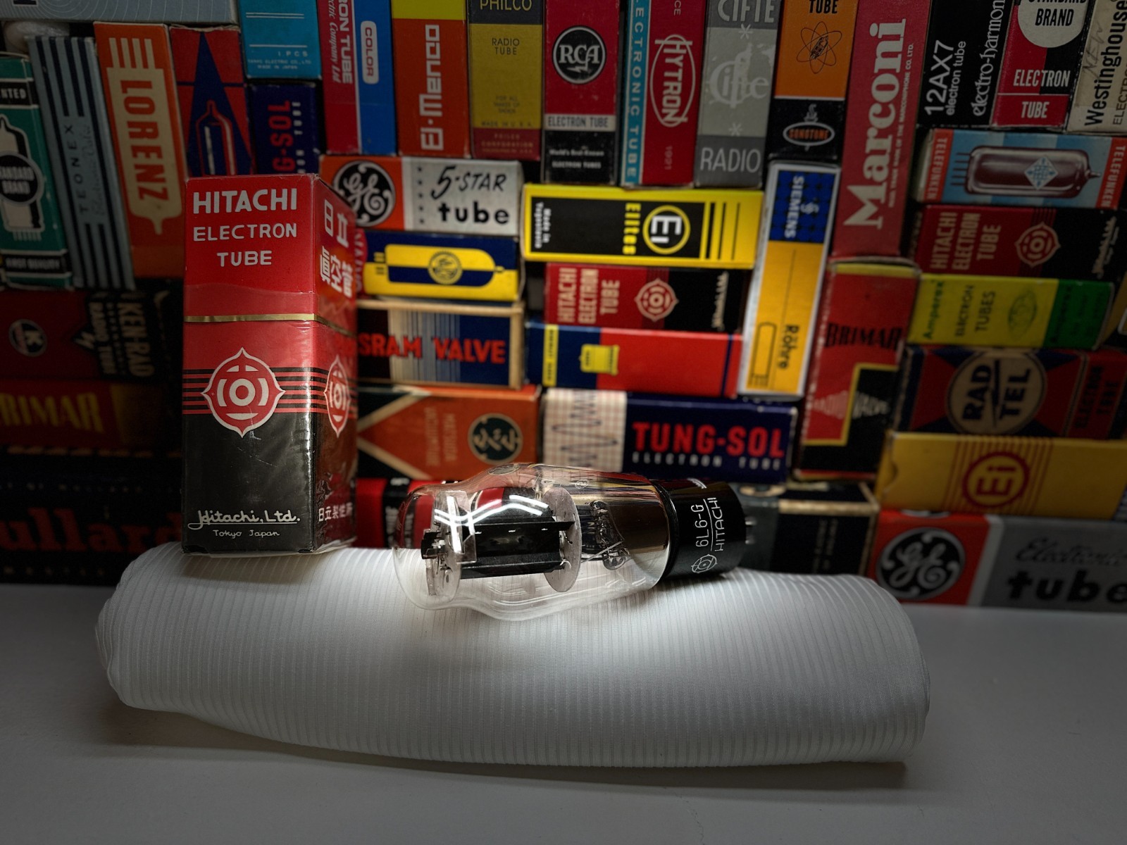 1x VintageNOS HourGlass BlackPlate HitachiJapan 6L6G PowerTube /JuicyToneClassic