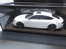 1/18 Motorhelix Audi RS7 Sportback Performance 2017 Pearl White Limited to 99 un