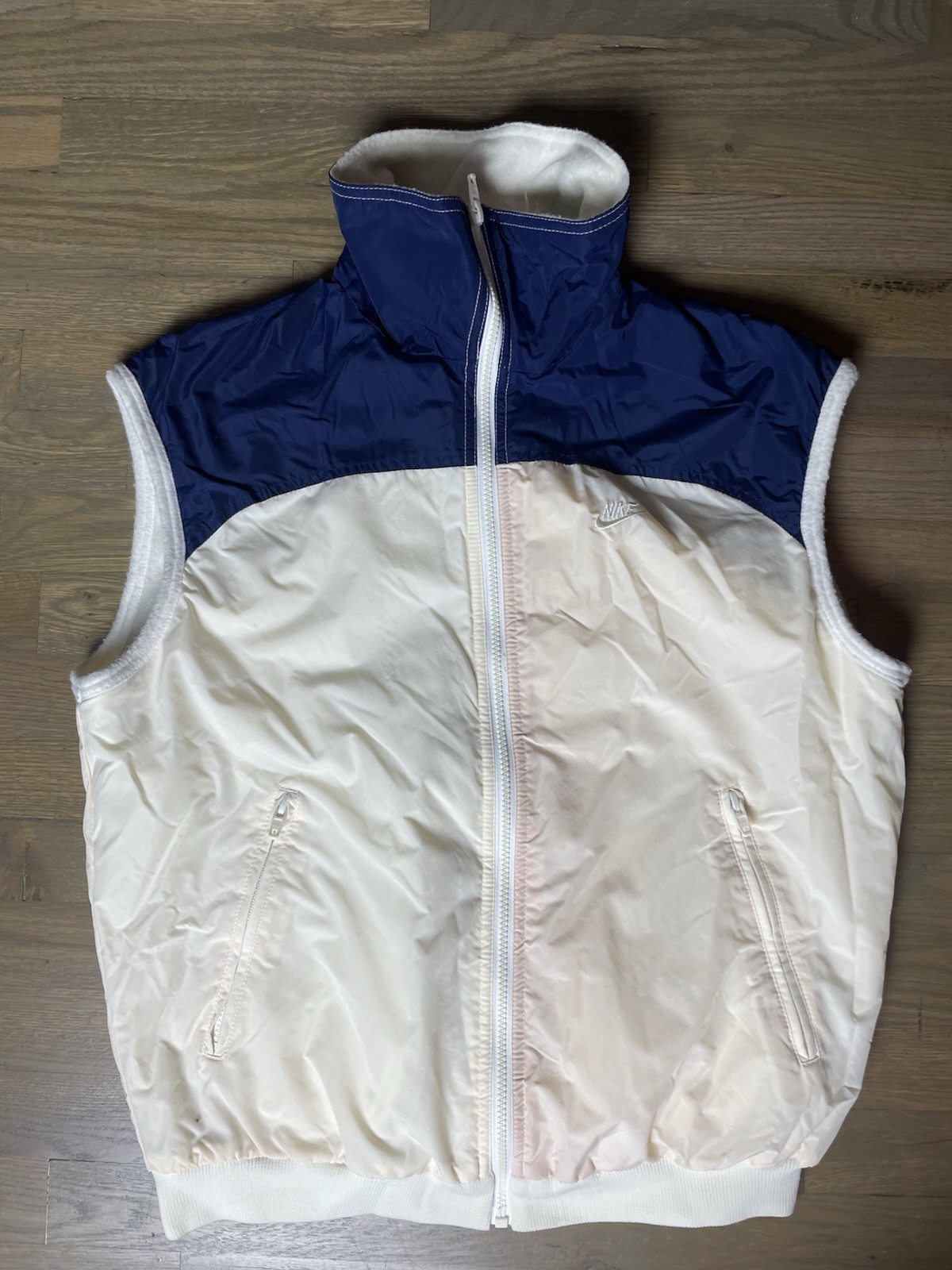 VTG 1980s Nike Reissue Walliwaw Sleeveless Vest Unisex Sz M Fleece White Sport