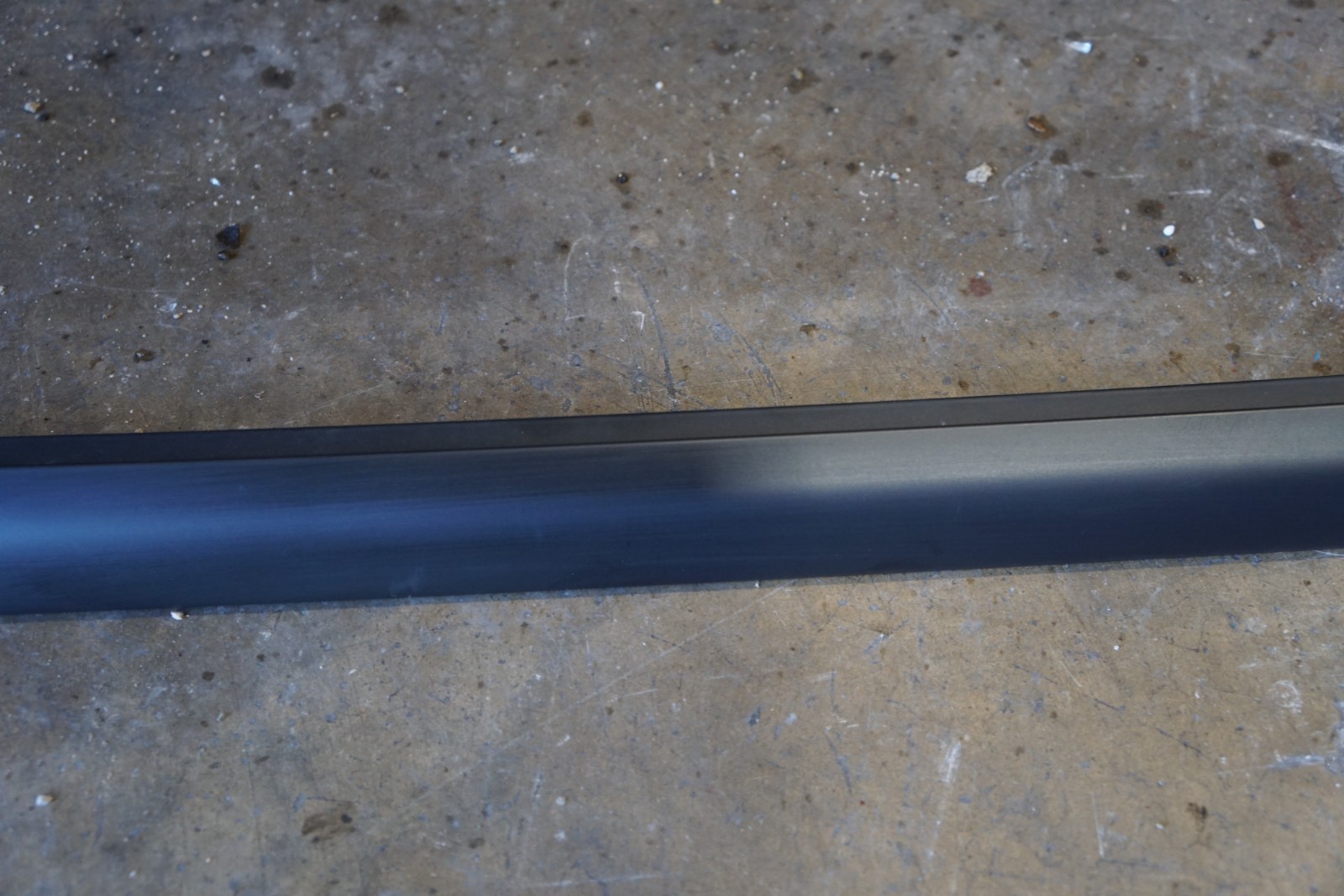 2019 - 2025 LAMBORGHINI URUS UPPER RIGHT RH ROOF RAIL ASSEMBLY OEM 4ML860022