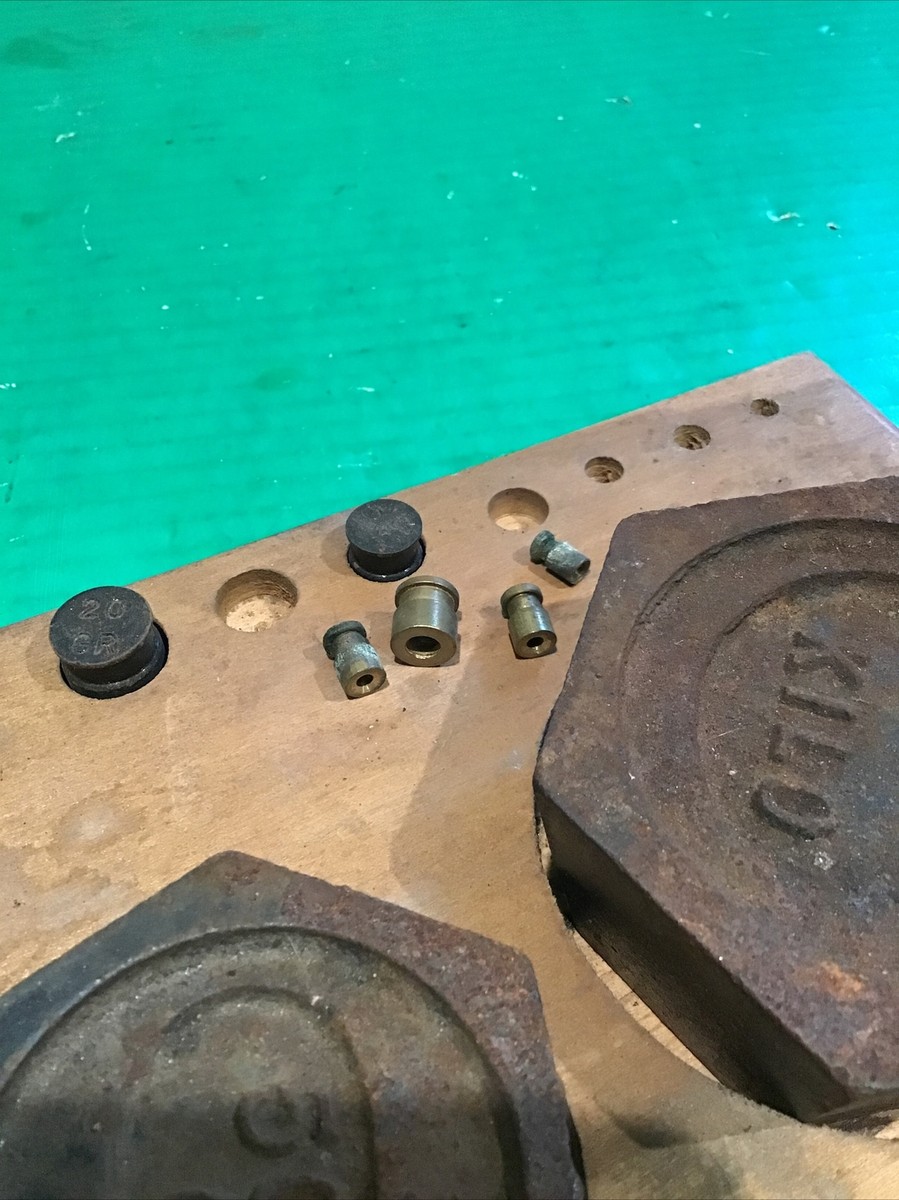 Vintage 25 pc Hexagonal Iron & Brass Scale Weights (1kg- 10-gram
