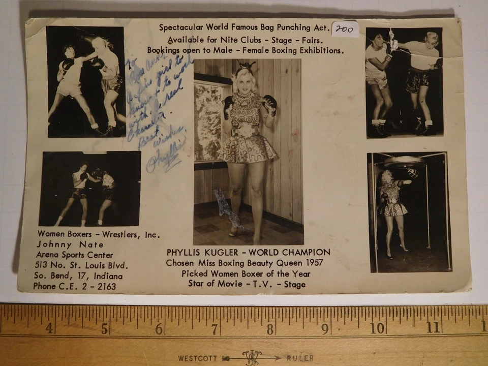 Tarjeta postal de Navidad firmada doble por Phyllis Kugler 1957 Miss Boxing Beauty vintage Foto 2 de 4