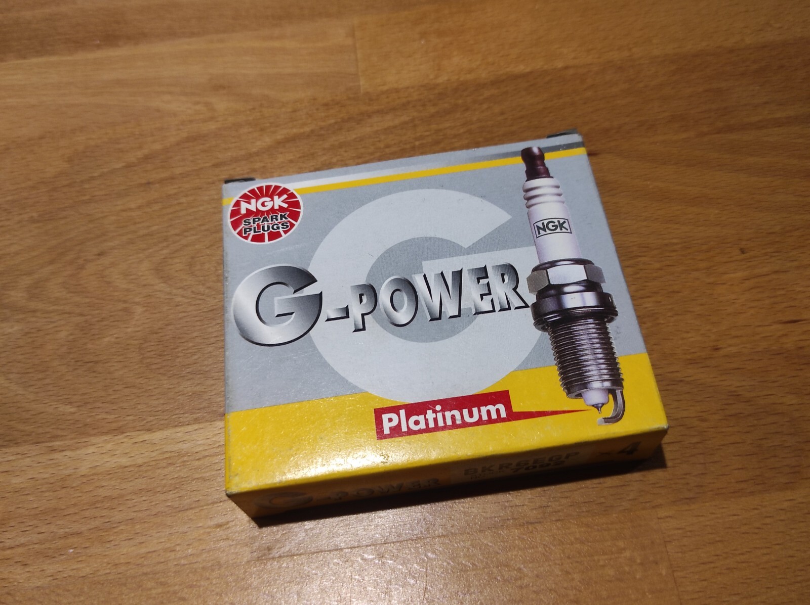 NGK BKR6EGP Platinum Spark Plugs x4 #7092 For Toyota Suzuki Rover Volvo Honda
