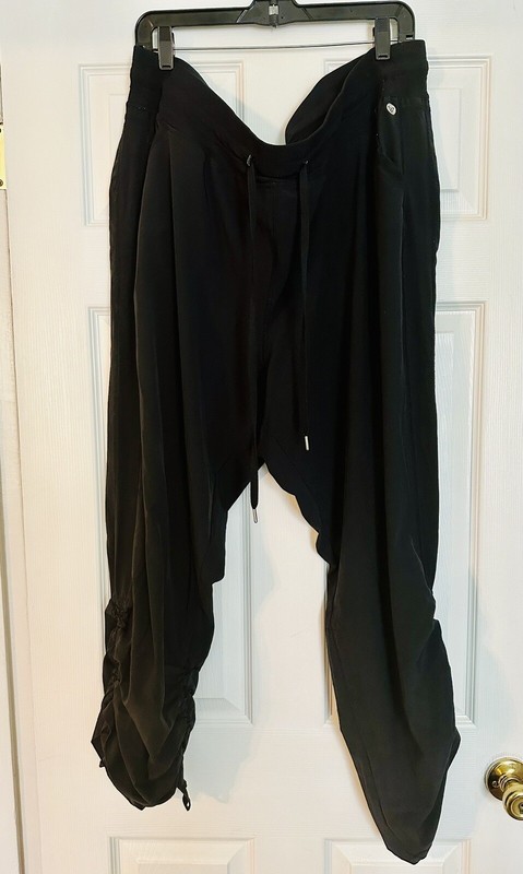 Plus Sized Women’s Livi Pants - Size 22/24