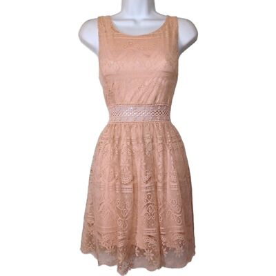 wet seal pink dress Wet Seal Y2K Pink and White Lace Trim Floral Dress