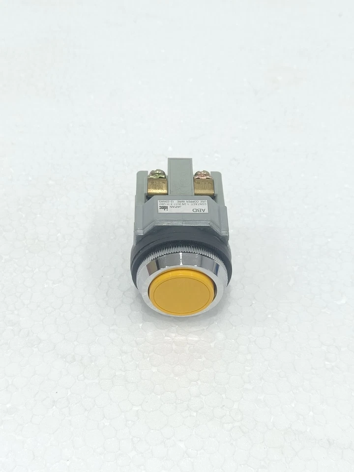 IDEC ABD110NY YELLOW PUSH BUTTON SWITCH CONTROL UNIT PANEL MOUNT NEW FAST SHIP - Image 3 of 4