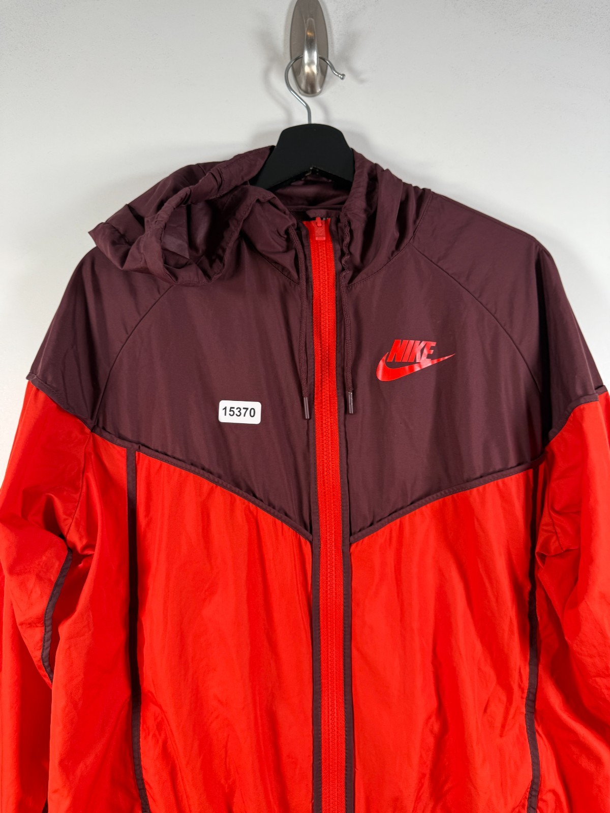 SACAI X NIKE Giacca a vento Nike unisex full zip con cappuccio abbigliamento sportivo bordeaux taglia L 22x26