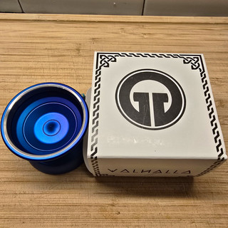 G2 (G Squared Yoyos) Valhalla. Blue To Light Blue Fade. NMTBS
