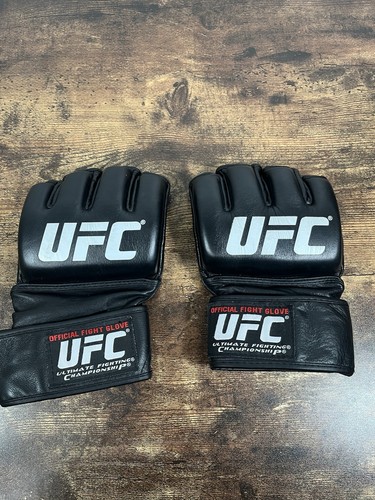 UFC Black Official Fight Glove Ultimate Fighting Size Large
