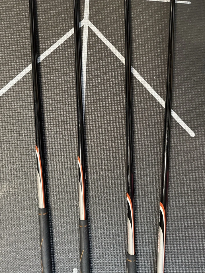 Controlador Slazenger Wrath 4 CLUBS RH 1, 3W, 3i, 4i grafito usado en excelente estado - cubiertas como nuevas Foto 4 de 4