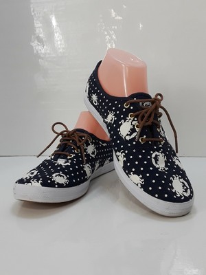 navy blue keds