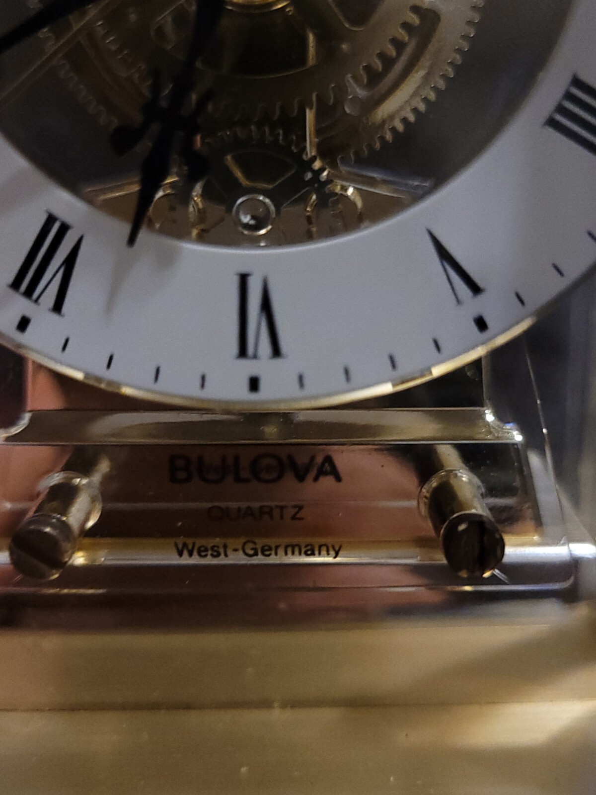 Bulova Quartz Carriage Mantle Desk Clock Made in Germany vintage 1980s