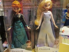 DISNEY FROZEN 2 QUEEN ANNA AND QUEEN ELSA FASHION DOLLS