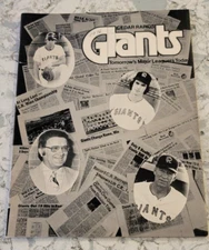 1976 Cedar Rapids Giants Baseball Program Iowa Minor League Vintage Rare