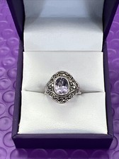 GORGEOUS 925 STERLING Simulated AMETHYST Marcasite RING Sz 5 1/2