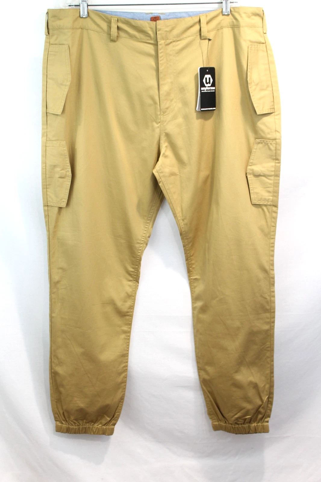 Unyforme Carter Pants Mens size 40x34 Gold Khaki Cargo Joggers Logo
