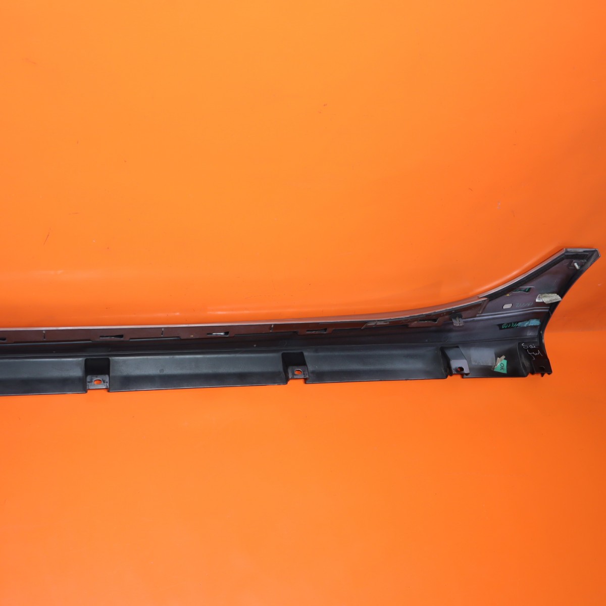 MASERATI GHIBLI ROCKER MOLDING RIGHT PASSENGER 2014 2015 2016 2017 670010791 OEM