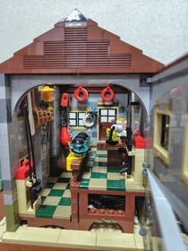 LEGO Ideas Old Fishing Store 21310 Minifigures Manual