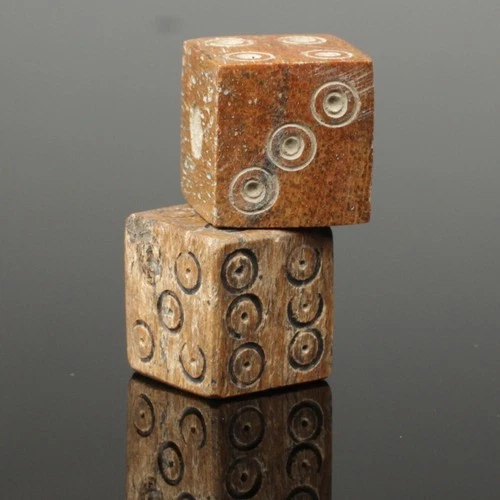 PAIR OF ANCIENT ROMAN DIE DICE - DATING CIRCA -1st/4th Century AD