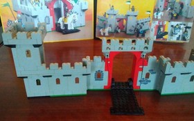 Vintage LEGO 6073 Black Falcons Knight's Castle Almost Complete w/Instructions 