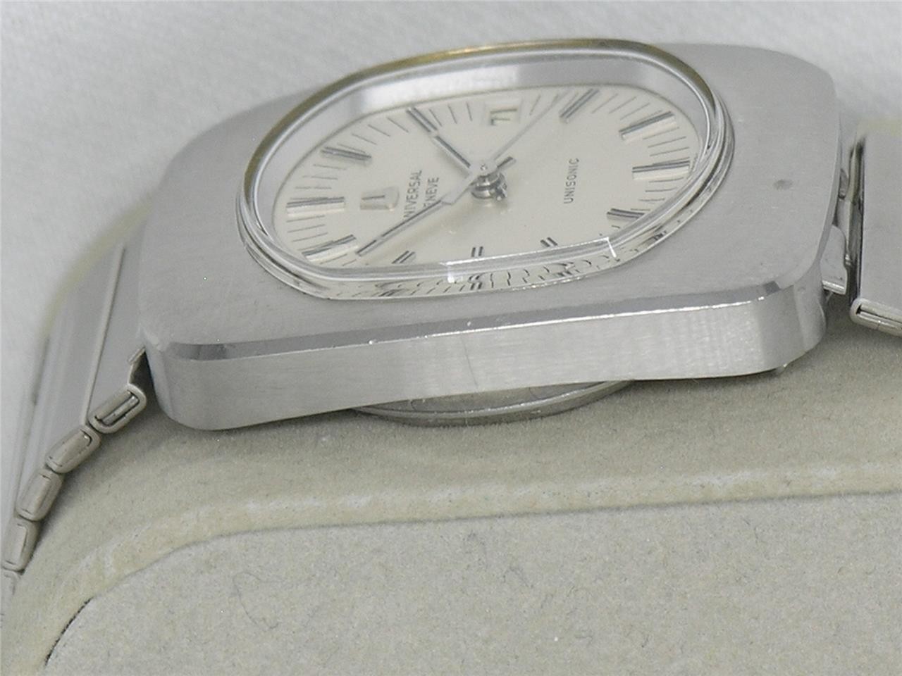 RARE VINTAGE 38MM MENS UNIVERSAL GENEVE "UNISONIC" ACCUTRON 2302 WATCH, RUNNING!