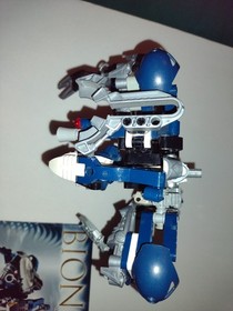 LEGO BIONICLE: KREKKA 8623 INCLUDES MANUAL, MISSING DISK, HOSE, FOOT PIECE