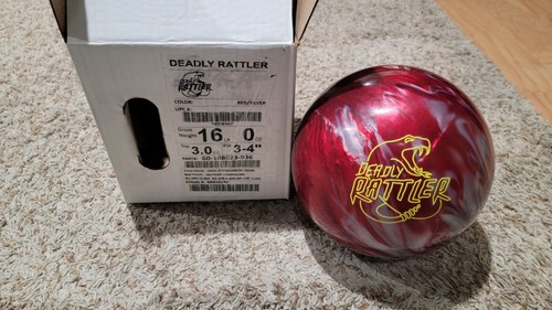 Radical Deadly Rattler Bowling Ball 1st Quality | 16 Pounds | 3-4" Pin 3oz TW  - 第 1/12 張圖片
