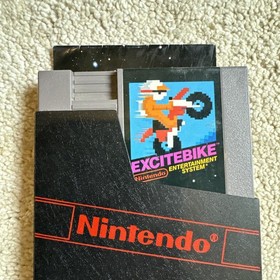 Excitebike NES [5 SCREW] (Nintendo, 1985) with Manual And Sleeve - Tested