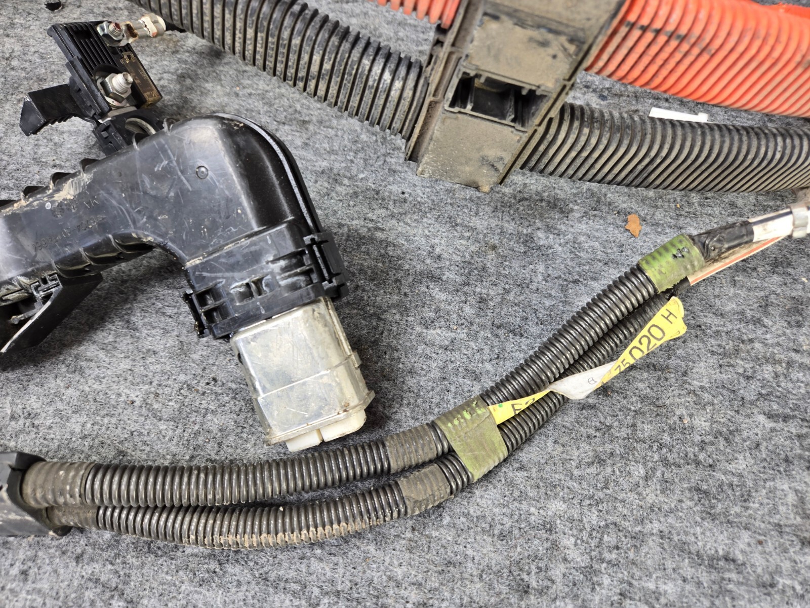 POSITIVE BATTERY CABLE CONNECTOR WIRE HARNESS ASSEMBLY LEXUS 10-12 HS250h OEM