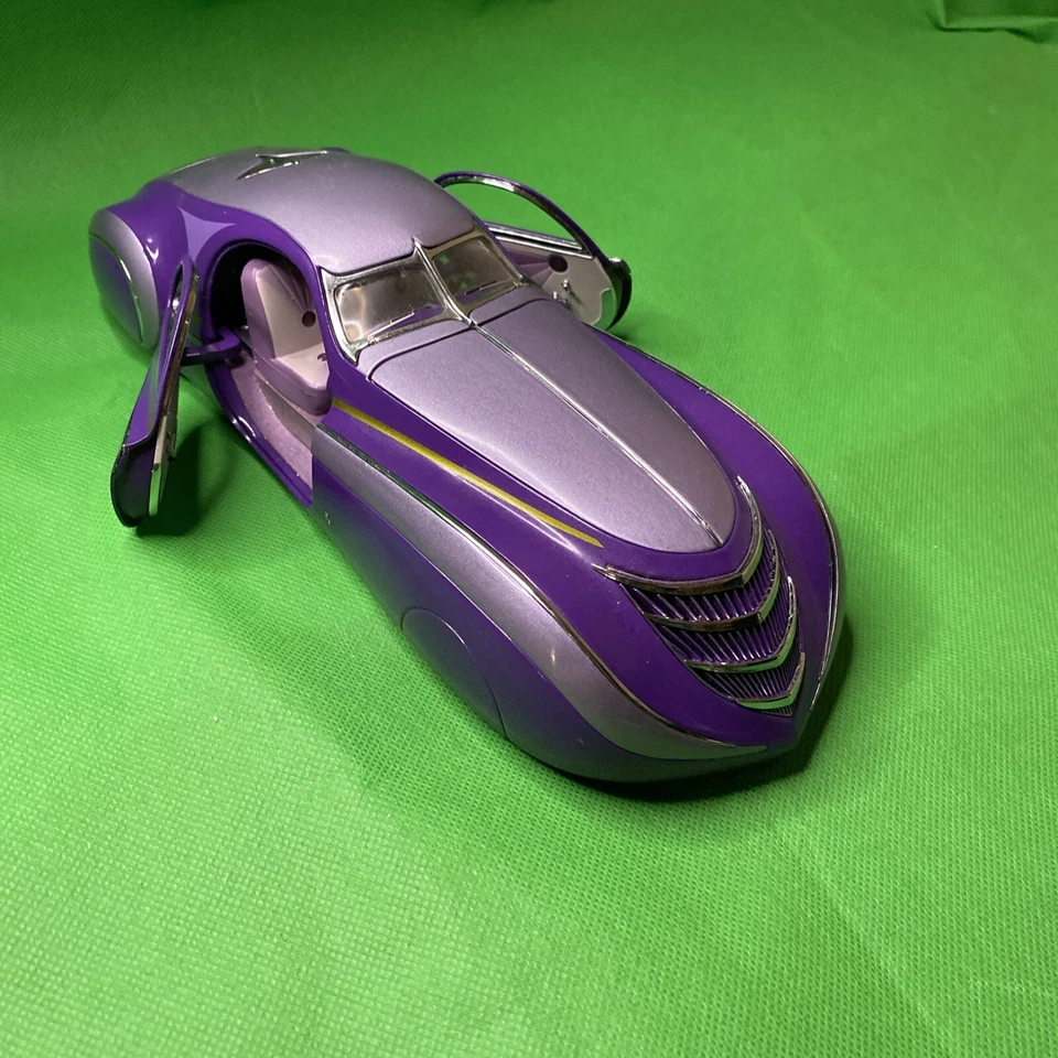 Franklin Mint Purple 1939 Duesenberg Coupe Simone - Image 4 of 4