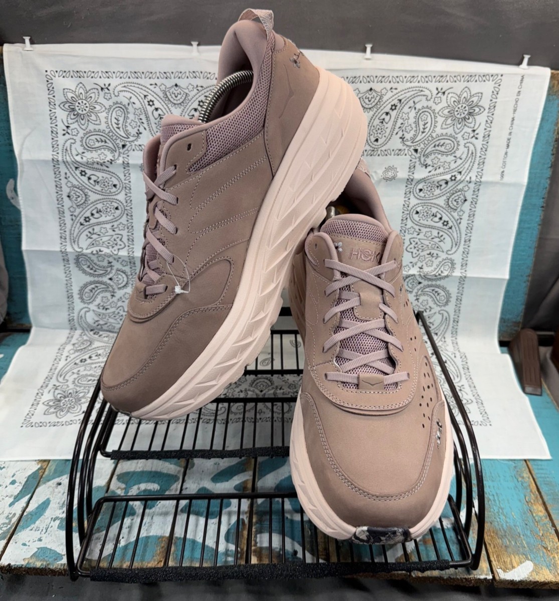 NEW Hoka x Anthropologie Vibrant Bloom U Bondi Sneakers Shoes Mens