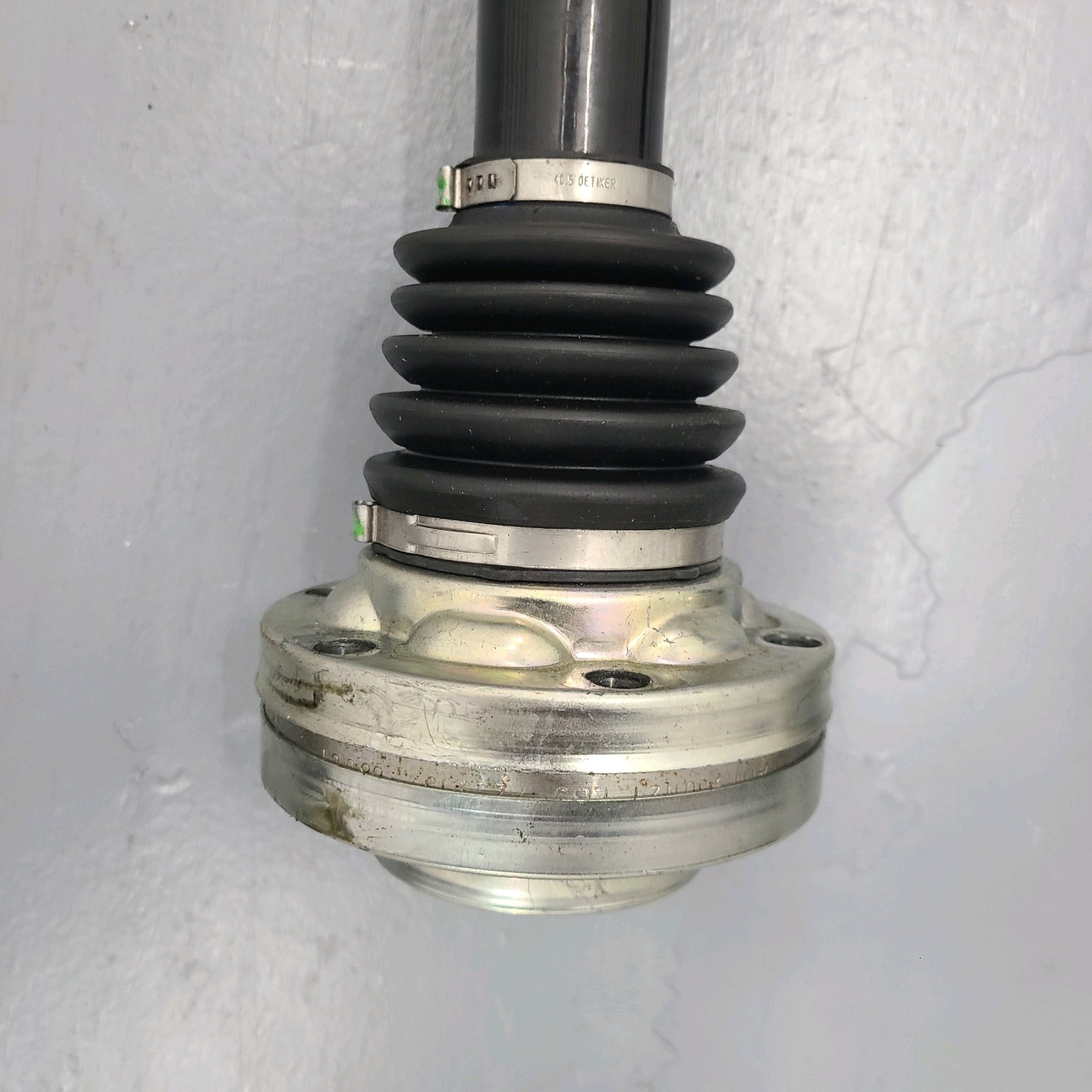 2022-2024 MASERATI MC20 LEFT AXLE OEM# 10491678