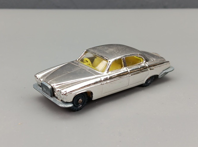 #ad Husky No 18 Jaguar MK 10 Chrome NM $24.88