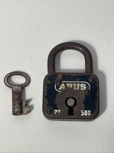 Lucchetto a pad quadrato Arus vintage con chiave funzionante ottone antico - Foto 1 di 9