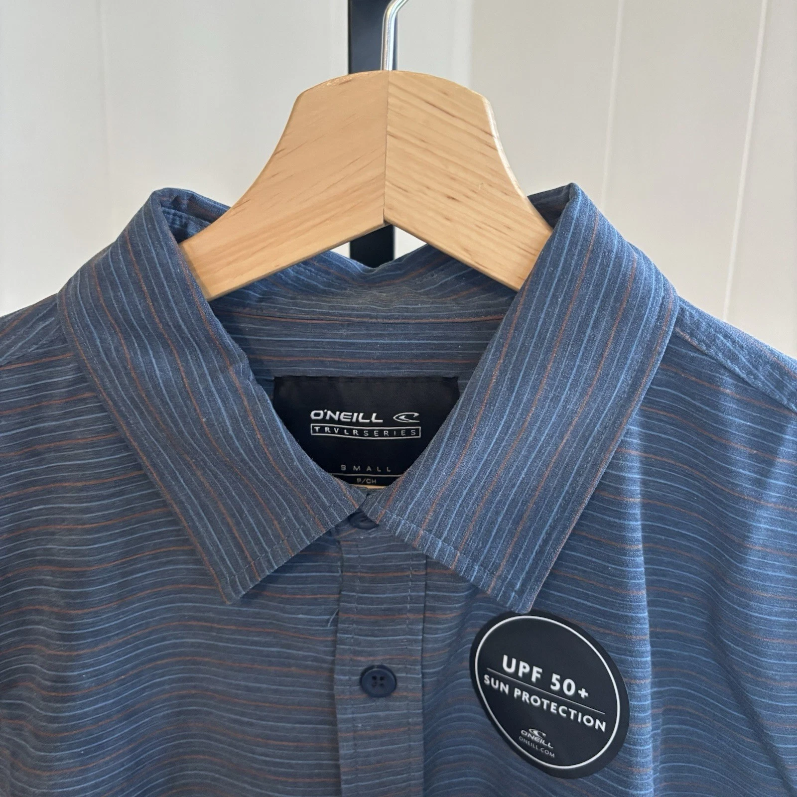 O’Neill NWT Traveler UPF 50 Blue Traverse Stripe Short Sleeve Button Shirt Small
Opens in a new wind