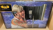 CAD Acousti-Shield 32 -AS32 - Acoustic Shield for Vocals, Podcasts, Streams *NEW