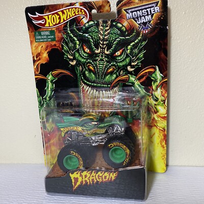 2015 Mattel Hot Wheels Monster Jam DRAGON Walmart Exclusive Limited Edition 