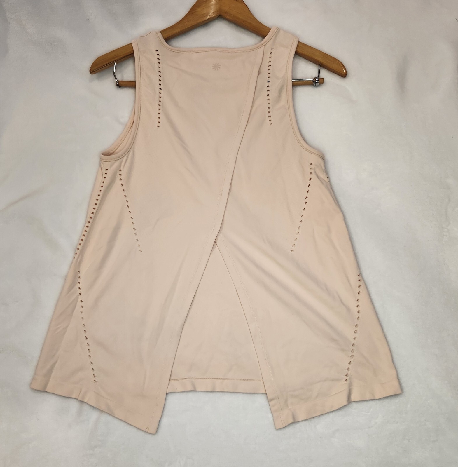 Athleta Foothill High Neck Split Back Perforated … - image 8