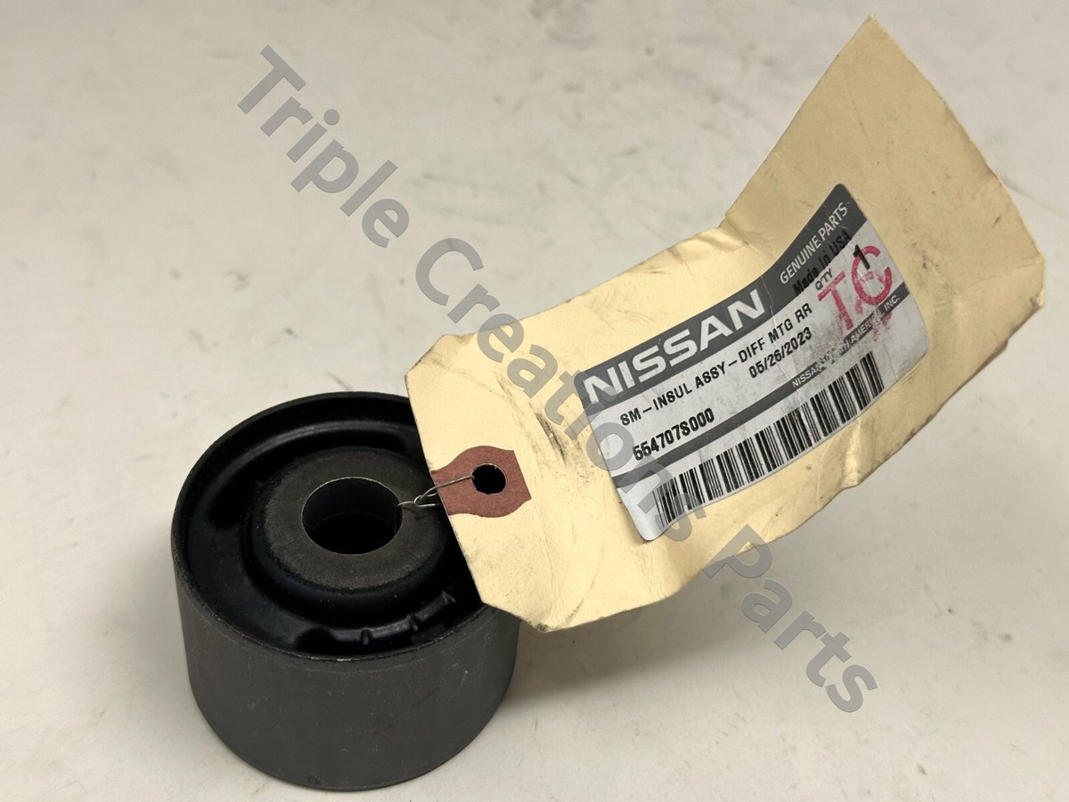 Genuine Nissan 55470-7S000 Member Compl-Mounting Differential