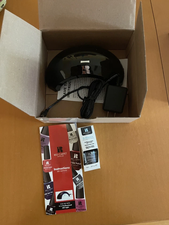 红地毯美甲 20302 LED 凝胶指甲油固化灯,全新 — 第 2/4 张图片