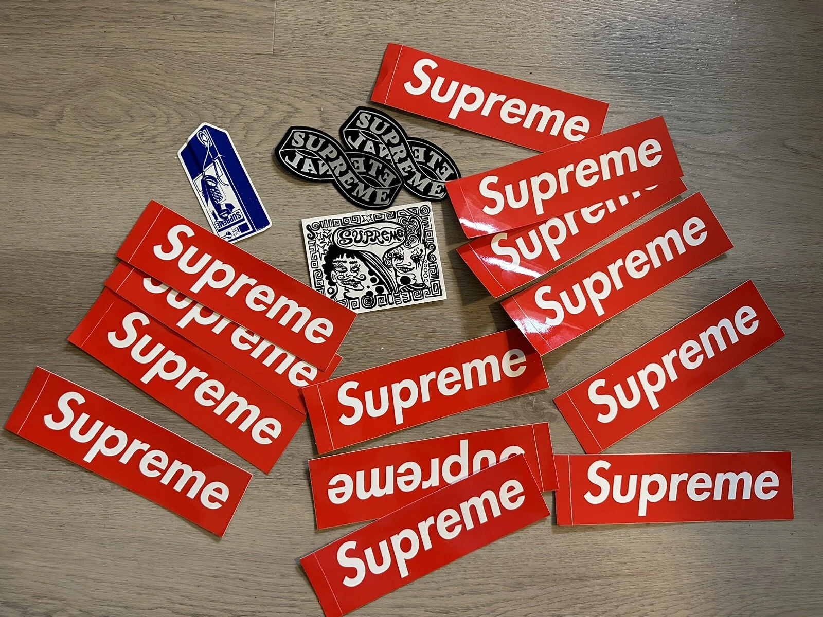 Lot d'autocollants Supreme boîte logos accessoires Supreme 100 % authentique