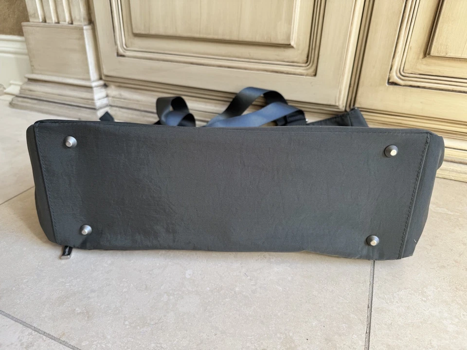 Bolso de Viaje BAGGALLINI Gris Forro Rosa con Correa Grande Foto 4 de 4