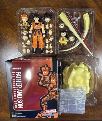 SH Figuarts Dragon Ball Z Demoniacal Fit Goku & Kid Gohan Father