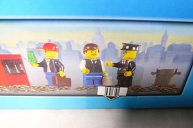 LEGO 7897 Passenger Train City Trains 2006 New Sealed