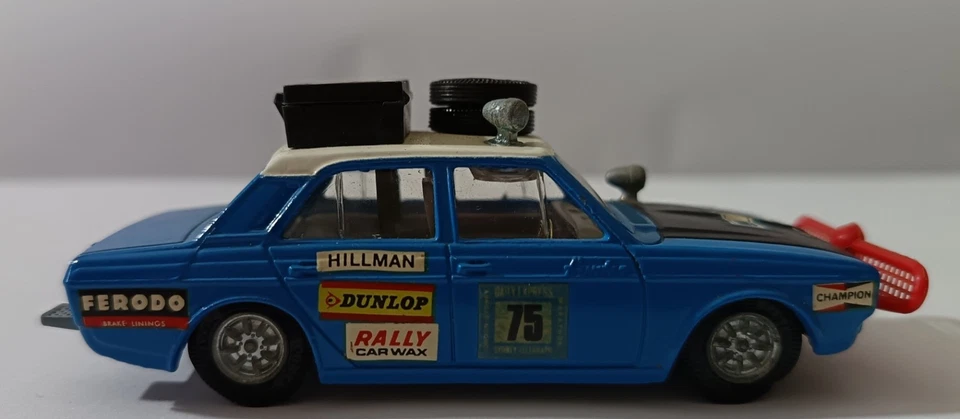 CORGI TOYS 1/43 - HILLMAN HUNTER MARK II - BLU N. 302 NO BOX - GT.BRITAIN 1968 - Immagine 3 di 4
