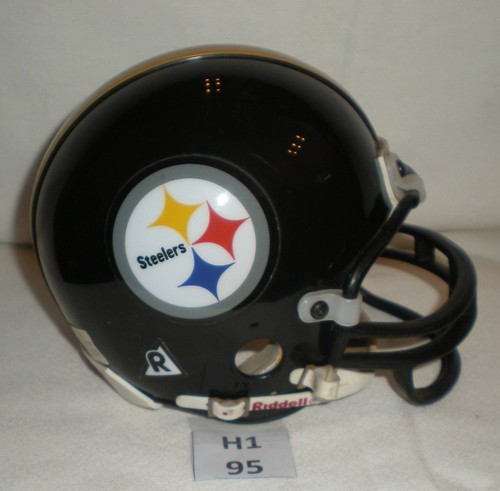 Riddell Pittsburgh Steelers VSR4 Mini Helmet 3 5/8 (H1-95) - Used - No Box