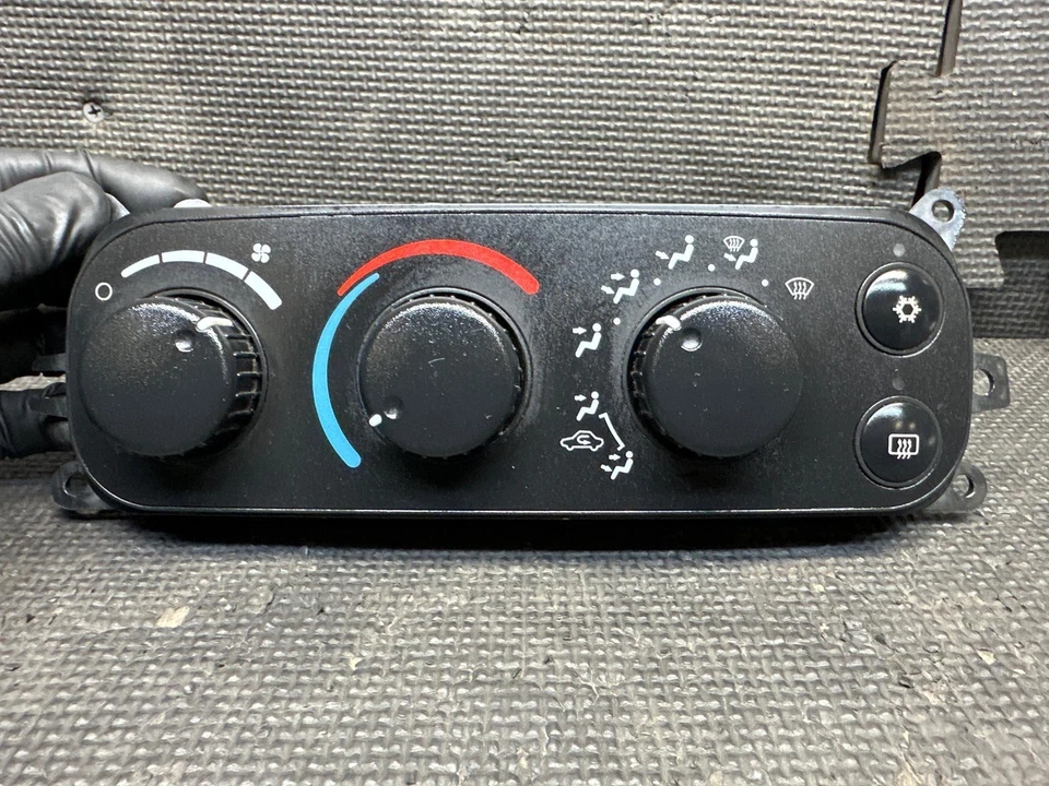 Dodge Ram 2500 SLT 5.7L Heater AC Temperature Control 2003 2004 2005 55056321AC - Image 2 of 4